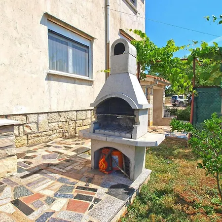 Fuer 8 Personen Ca 120 Qm In Galizana, Istrien Istrische Riviera Apartment